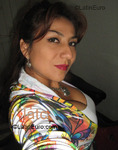 attractive Colombia girl Maricel from Cali CO1511