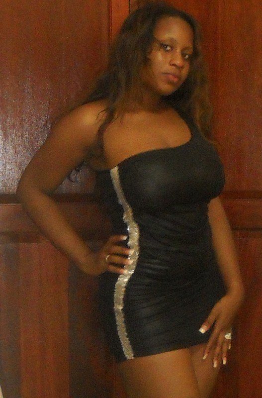 Date this pretty Dominican Republic girl Shuhainy from Santo Domingo DO1712