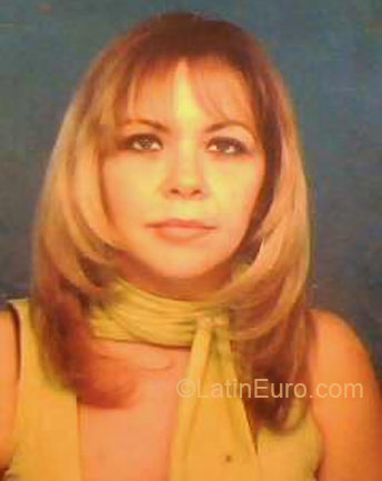 Date this cute Colombia girl Zoila Rosa from Santa Marta CO1528