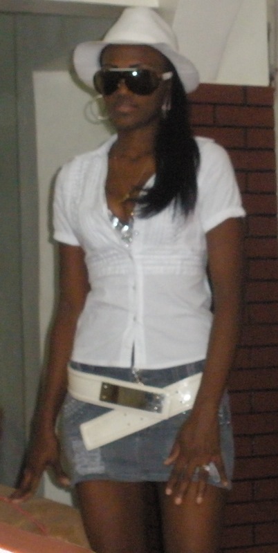 Date this pretty Dominican Republic girl Bechy from Santo Domingo DO1740