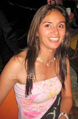 Date this pretty Colombia girl CO1595 from Bogota CO1595