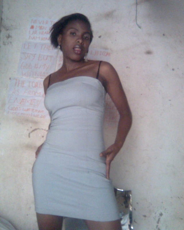 Date this passionate Uganda girl Komwaka from Kampala UG16