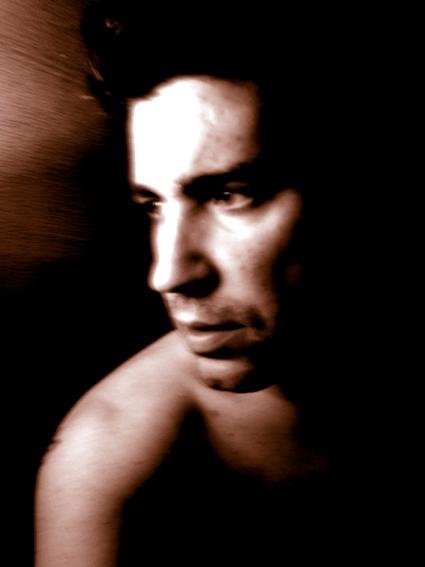 Date this hard body Spain man MasculinoSingul from Sevilla ES68