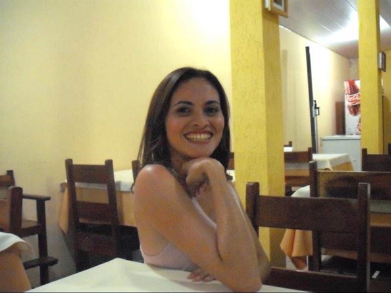 Date this attractive Brazil girl Leandraeng from Paraiso Do Tocantins BR1808