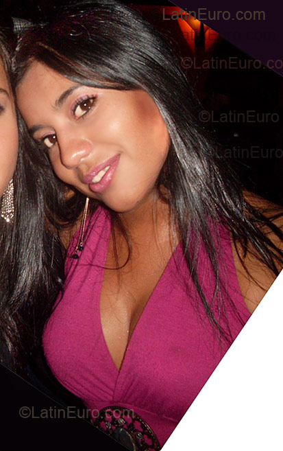 Date this sensual Colombia girl Diana Carolina from Bogota CO1658