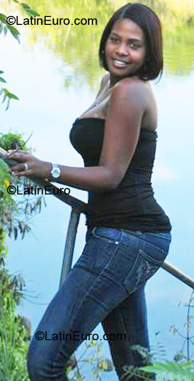 Date this sultry Dominican Republic girl Katiusca from Santo Domingo DO1912