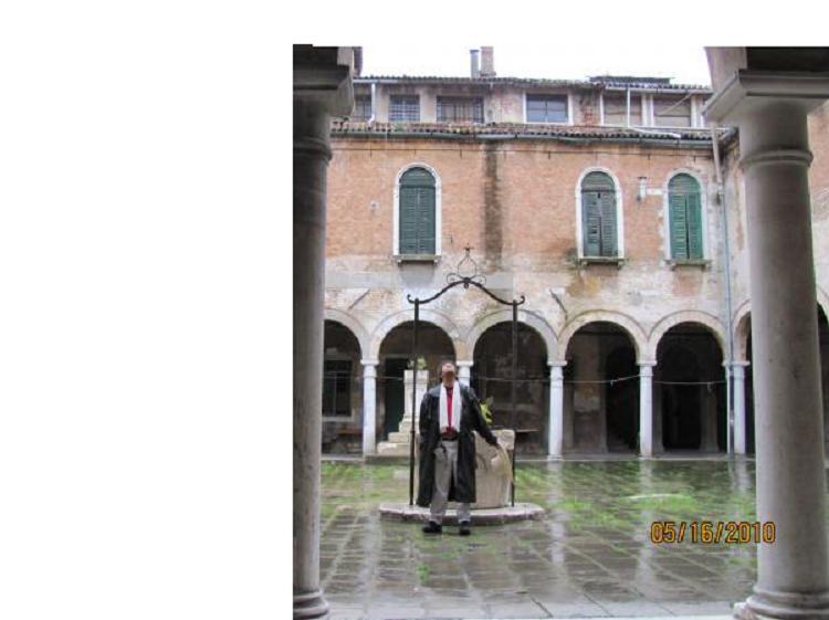 Date this fun France man Lafayette from Venice US4221