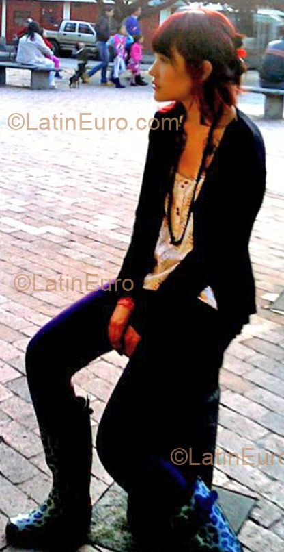 Date this foxy Colombia girl Marcela from Bogota CO1718