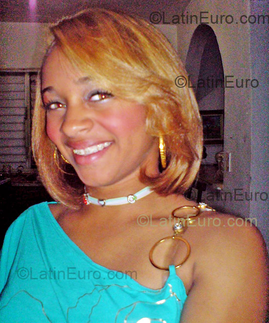 Date this cute Dominican Republic girl Elizabeth from Puerto Plata DO2020
