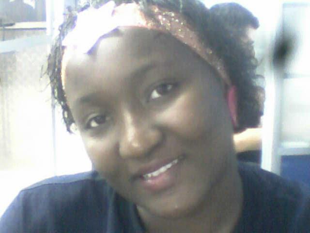 Date this charming Colombia girl Vacaleticia99ya from Cali CO1757