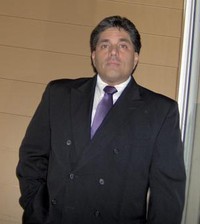 Date this pretty United States man Raulayala from Longwood US4437