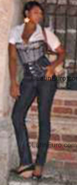 Date this charming Dominican Republic girl Mariela Maria from Bonao DO2113