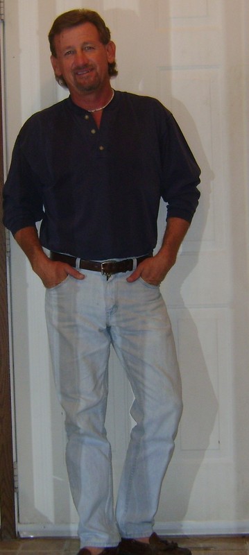 Date this young United States man Stevie2424 from Albuquerque US4481