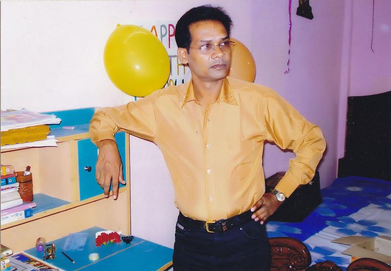 Date this georgeous Bangladesh man Abumosharouf(88 from Dhaka BD7