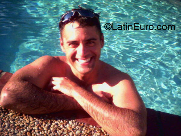 Date this fun United States man Knight4U from Miami US4577