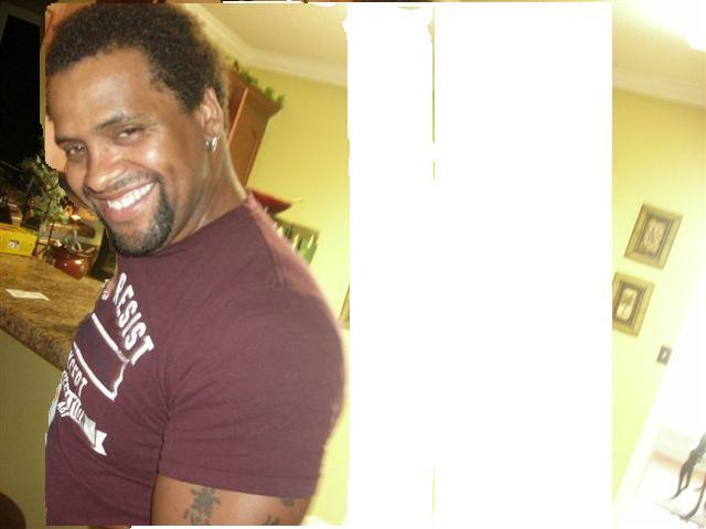 Date this exotic United States man Sagrado from San Antonio US4666