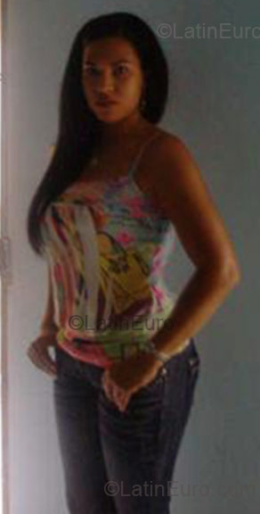 Date this athletic Colombia girl Maria Angelica from Cali CO1892