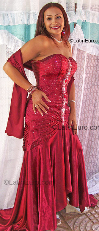 Date this sultry Dominican Republic girl Rosario from La Vega DO2267