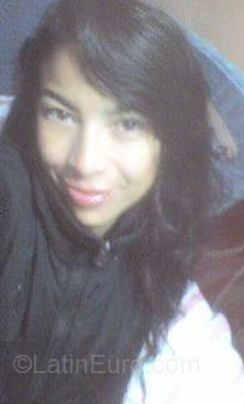 Date this lovely Colombia girl Luz from Bogota CO1944