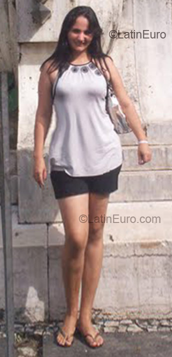 Date this attractive Brazil girl Elizangela from Rio de Janeiro BR2068