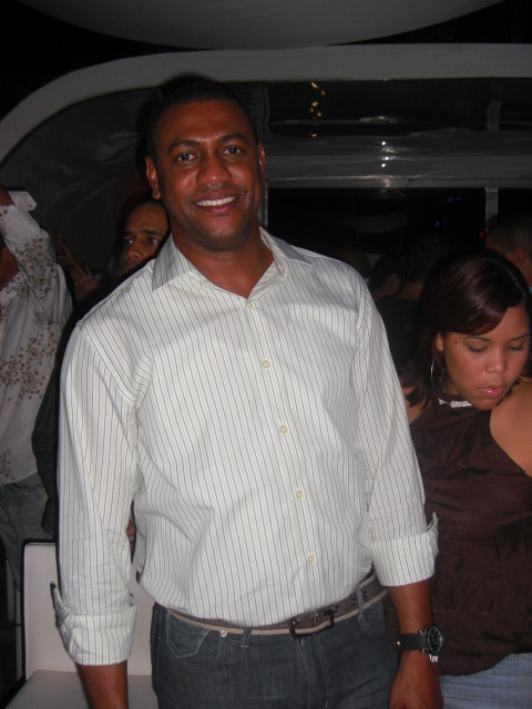 Date this voluptuous Dominican Republic man Leonardo from Santo Domingo DO2469