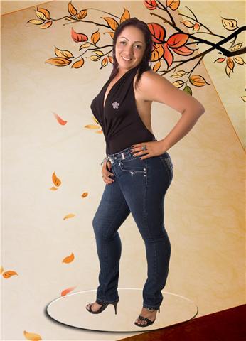 Date this delightful Colombia girl Danisalo from Cali CO2157