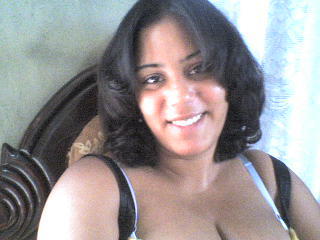 Date this nice looking Dominican Republic girl ELIZABERTH from Santo Domingo DO2677