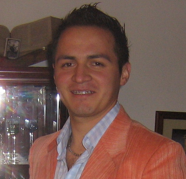 Date this voluptuous Colombia man Kike983 from Bogota CO2336