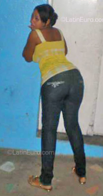 Date this funny Dominican Republic girl Sisa13 from Santo Domingo DO2768