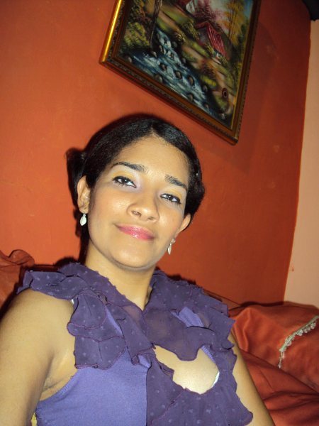 Date this sultry Dominican Republic girl Laryssel from Moca DO2856