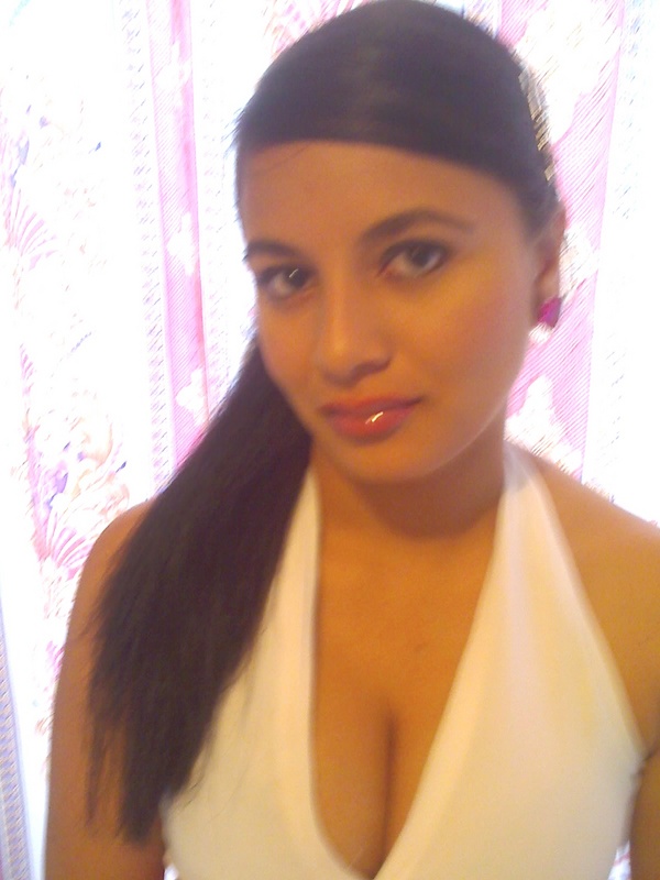 Date this good-looking Colombia girl Jessica from Cali CO2484