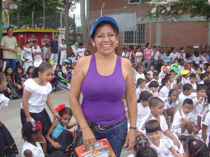 Date this fun Colombia girl Mily2010 from Cali-valle Del Cauca. US5040