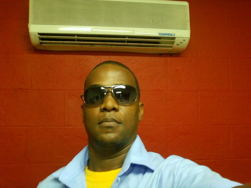 Date this hot Puerto Rico man Elrecio from san padro de macori PR28