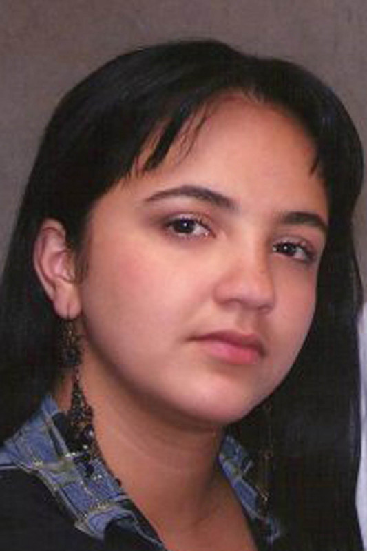 Date this fun United States girl Maira from Colombia US5079