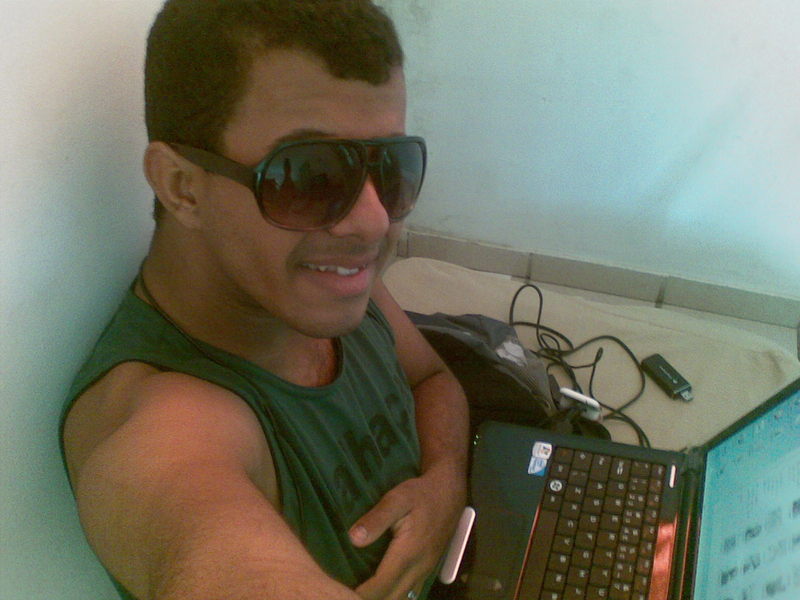 Date this beautiful France man Robertall from Brazil FR73