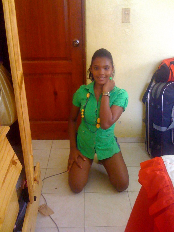 Date this hard body Dominican Republic girl La-mega-diva from hato mayor DO3262