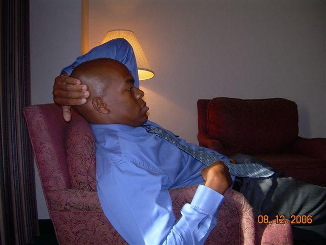 Date this funny United States man Nahshon from Lansing US5254