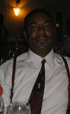 Date this voluptuous United States man Sincere from Washington US5375