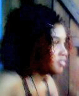 Date this voluptuous Madagascar girl Julie Josie from Tamatave MG4