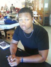 Date this attractive United States man Rayphenom95 from Miami Beach US5399