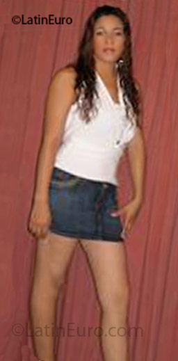 Date this georgeous Colombia girl Leidy from Cali CO2992