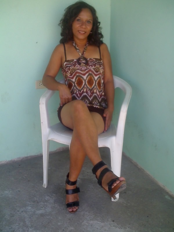 Date this beautiful Honduras girl Elena from Olanchito,yoro HN120