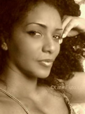 Date this tall Brazil girl Renata from Duque De Caxias BR2413