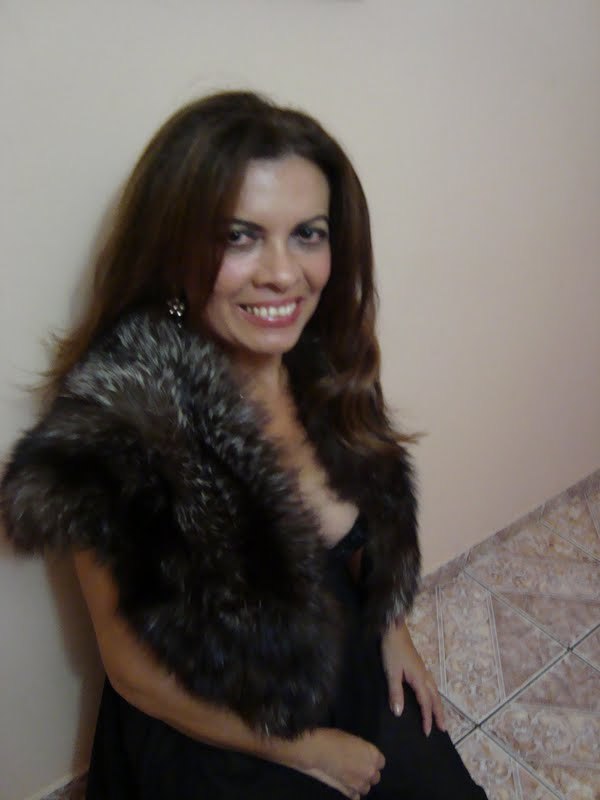 Date this gorgeous Brazil girl Ira from Goiania BR2440