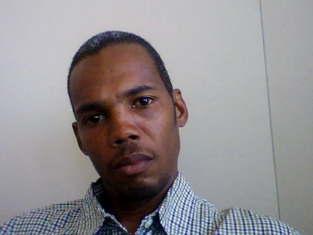 Date this gorgeous United States man Alvin from sacramento US5631