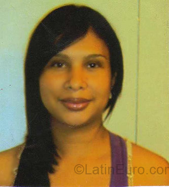 Date this happy Colombia girl Ana cueto diaz from Florida CO3132
