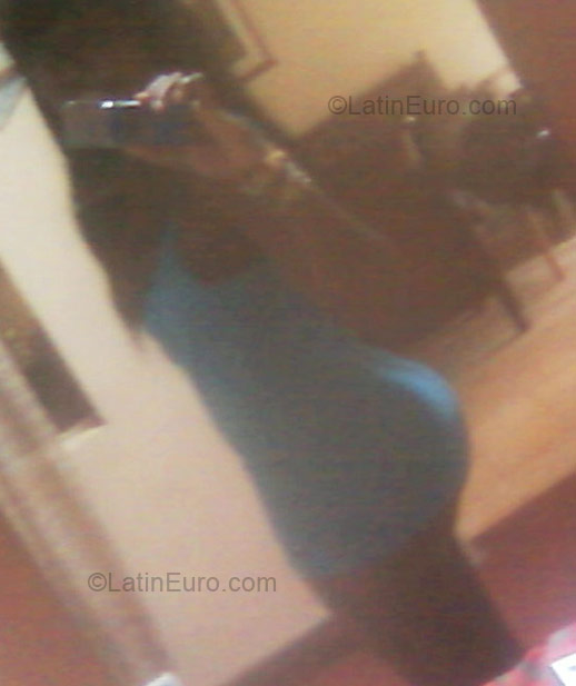 Date this foxy Colombia girl Luisabb from Cali CO3172