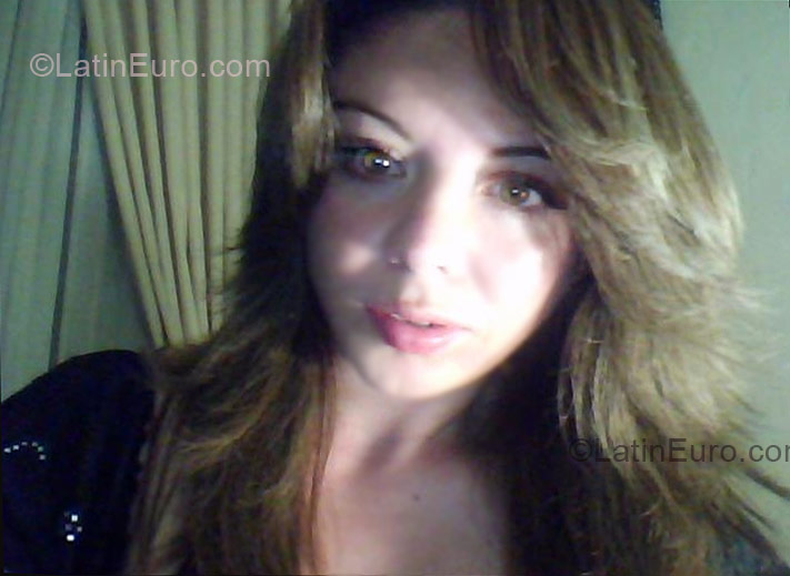 Date this hard body Colombia girl Angelicamaria09 from manizales CO3187