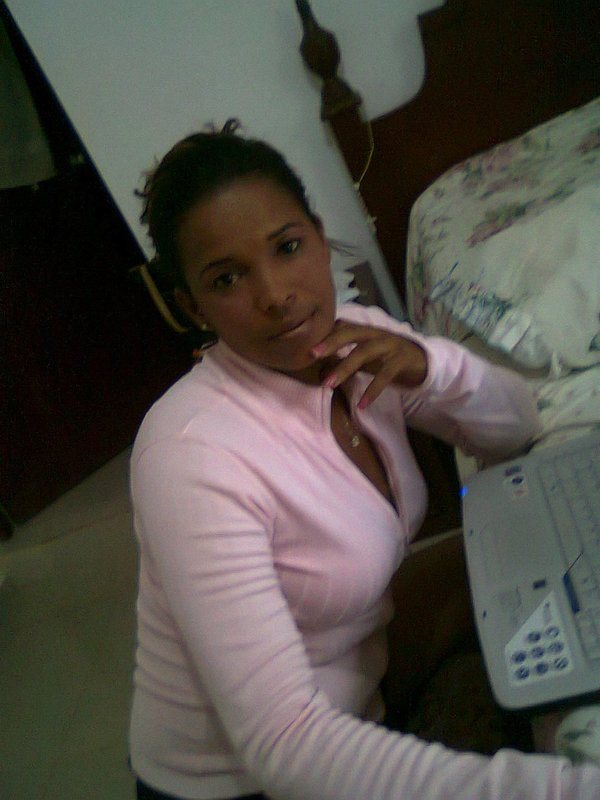 Date this gorgeous Dominican Republic girl Teresita from san cristobal DO3626