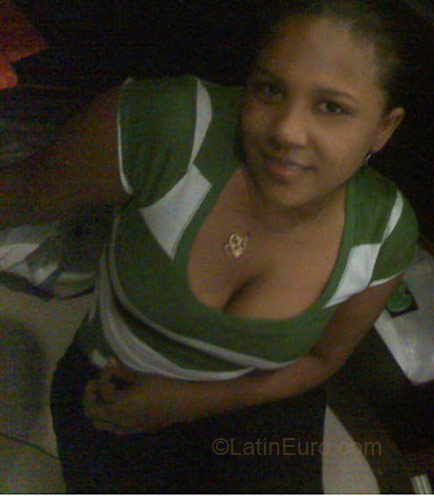 Date this hot Honduras girl Jessi from San Pedro Sula HN161